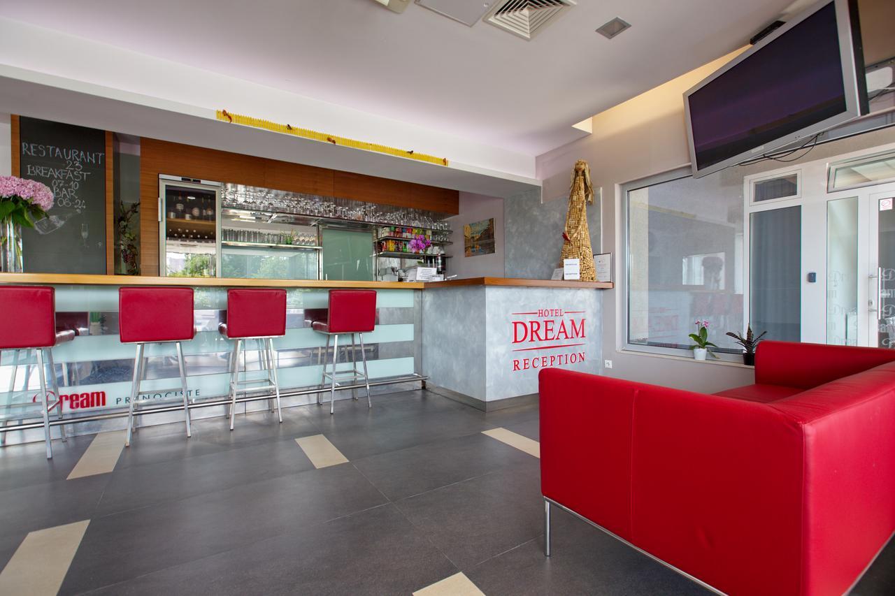 Dream Hotel Velika Gorica Exteriör bild